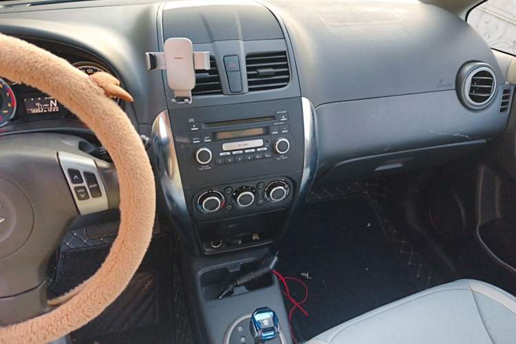 Used Suzuki SX4 2013 1.6L Automatic CoolRide Model
