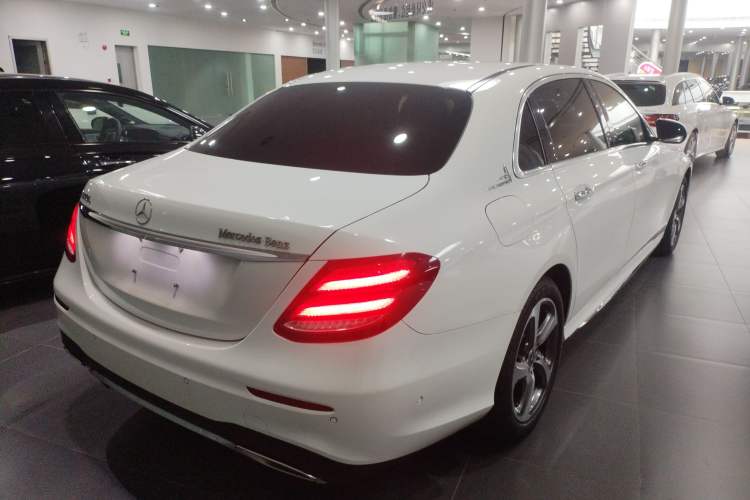 Used Mercedes-Benz E-Class 2019 E 200 L Sport 4MATIC