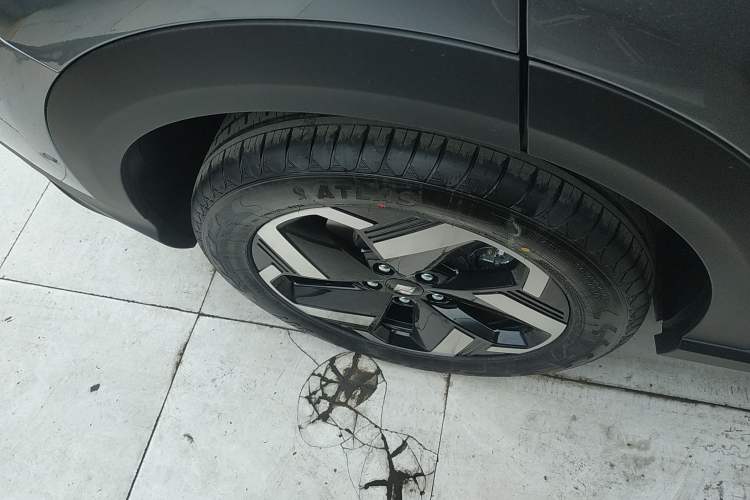 Used Baojun Yunhai 2024 60km Plug-in Hybrid Version
