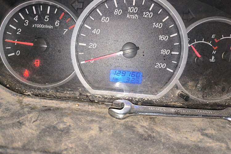 Used Wuling Hongguang 2010 1.4L Standard Version Odometer Close Up