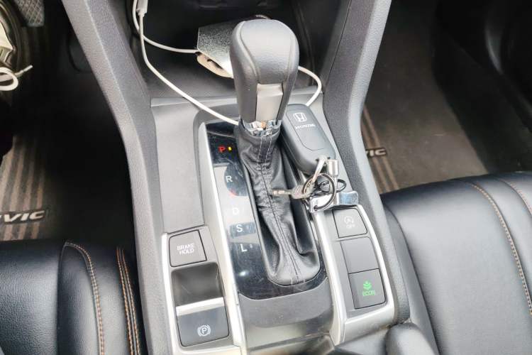 Used Honda Civic 2019 180TURBO CVT Shangdong Edition China VI Gear Lever