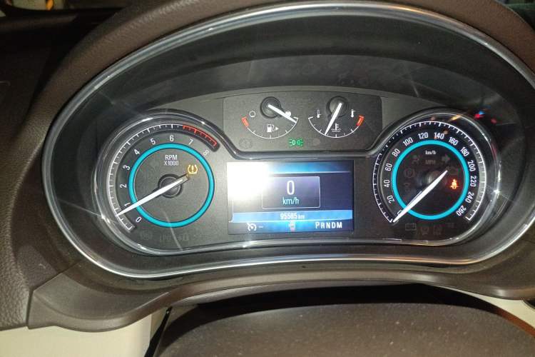 Used Buick Regal 2015 2.0L Elite Fashion Edition