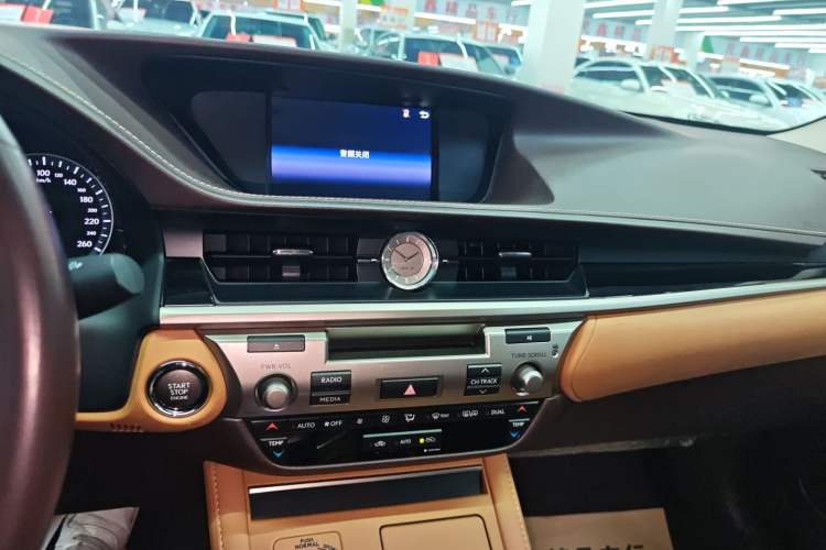 Used Lexus ES 2015 200 Elite Edition