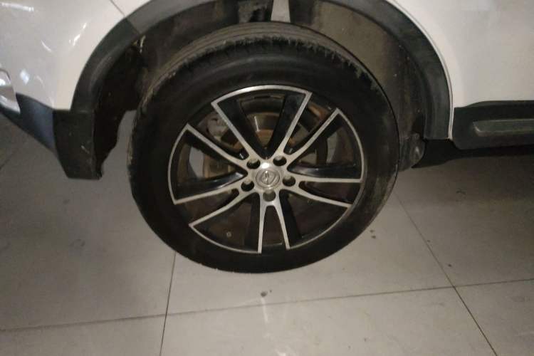 Used JMC Yusheng S330 2016 1.5L GTDi Automatic Two-Wheel Drive Flagship Edition Exterior 3