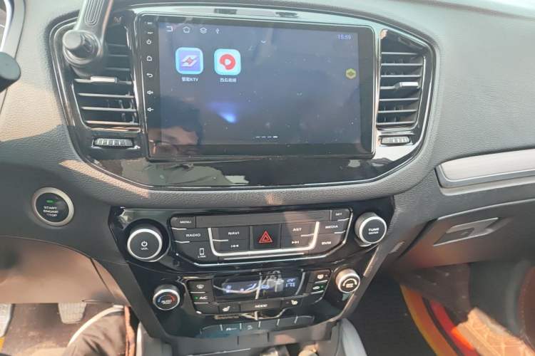 Used Geely Auto Vision X6 2016 1.8L Manual Luxury Model
