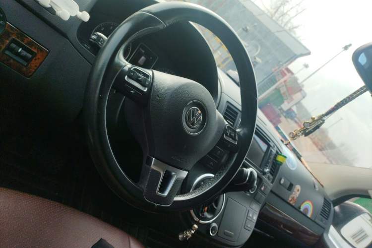 Used Volkswagen Multivan 
