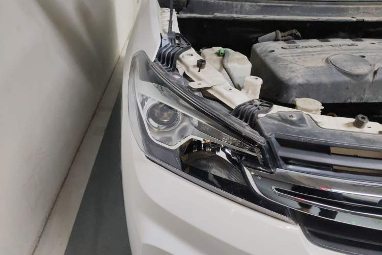 Used Dongfeng Fengon S560 2018 1.8L Manual Elite 7-Seater
