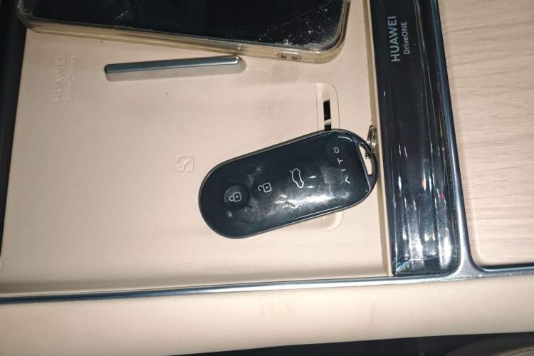 Used Hima AITO M5 2025 Extended-Range Ultra All-Wheel-Drive Version Interior 1