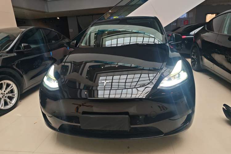 Used Tesla Model Y 2022 Rear-Wheel-Drive Version
