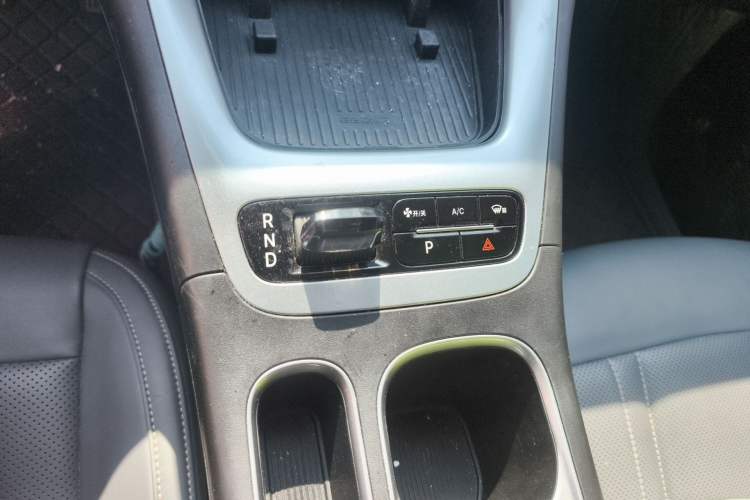 Used Geely Galaxy Geome 2025 310km Youth Edition Gear Lever
