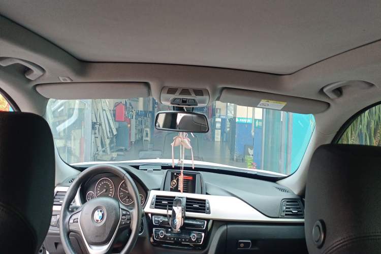 Used BMW 3 Series GT 2016 320i Fashion Model Headliner