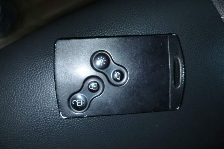 Used Renault Koleos 2014 Revised Version 2.0L Two-Wheel Drive Fashion Edition