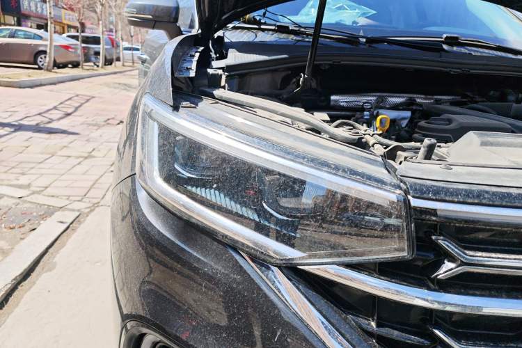 Used Volkswagen Tayron 2024 300TSI Two-Wheel-Drive Luxury Plus Advanced Version