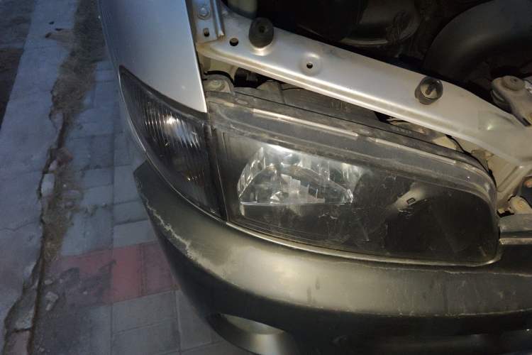 Used JAC Group Refine 2011 2.0L "Family Love" Gasoline Standard Edition HFC4GA3