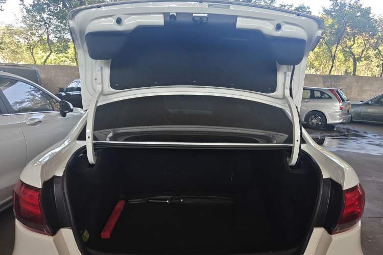 Used Qoros 3 2021 3S Sedan 1.5T CVT Leading Model