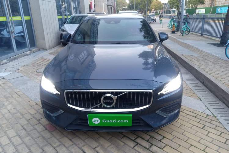 Used Volvo S60 2021 T4 Zhiyi Luxury Edition