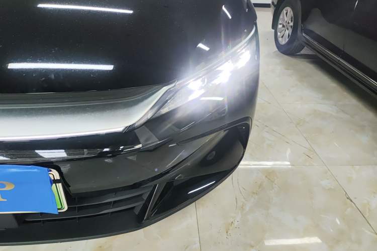 Used BYD Han 2025 DM-i Intelligent Driving Edition 125KM LiDAR Flagship Model