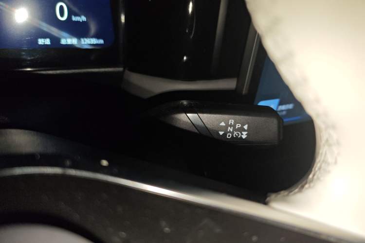 Used iCAR 03 2024 472km Four-Wheel Drive Long-Range Version Gear Lever