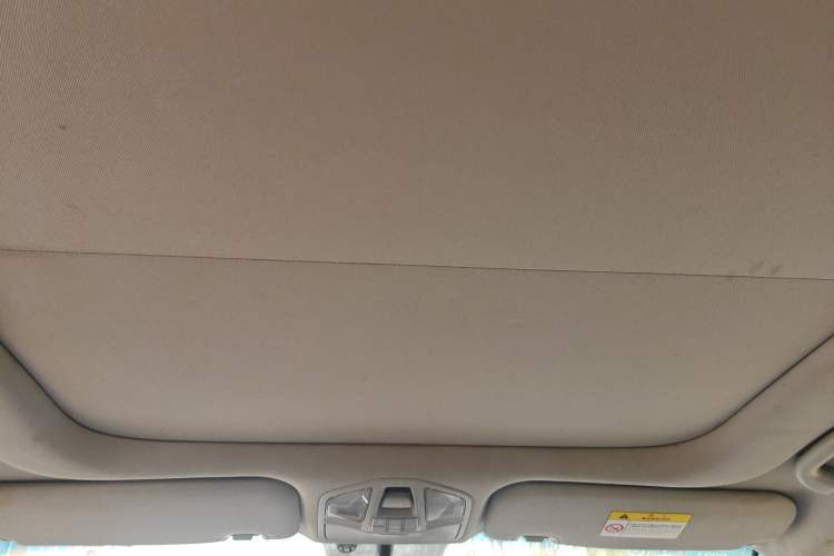 Used Hyundai Santa Fe 2017 2.0T Automatic All-Wheel Drive Smart 7-Seater Headliner