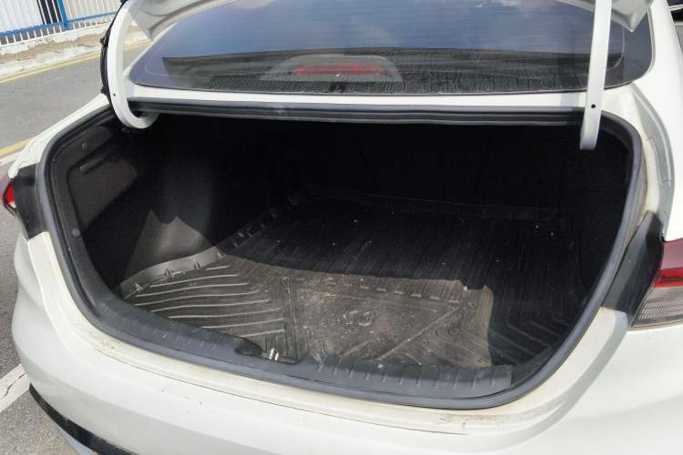 Used Kia K3 2023 1.5L CVT Luxury Edition