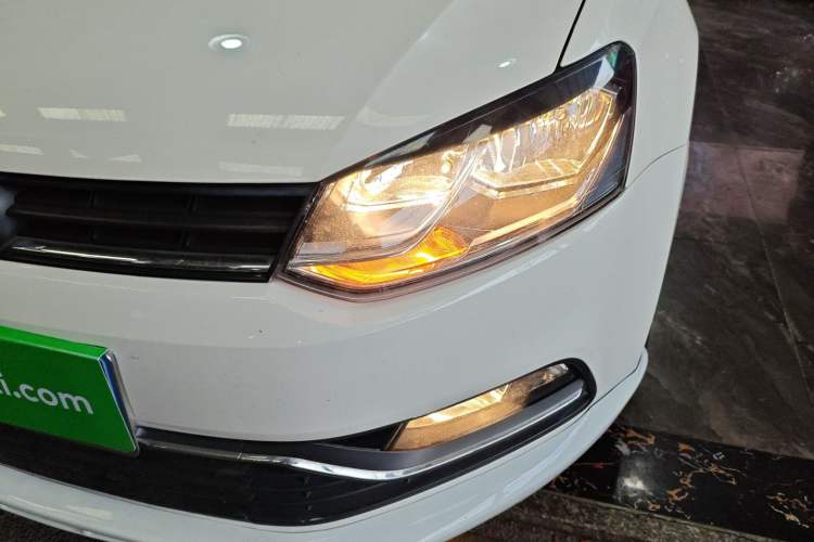 Used Volkswagen Polo 2018 1.5L Automatic Enjoyment Model
