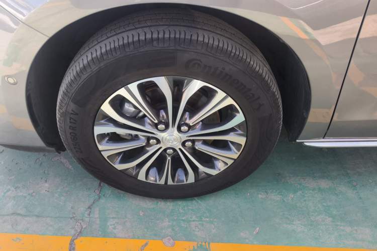 Used Buick GL8 2023 Land Business Class Smart Deluxe Model Left Front Wheel Hub