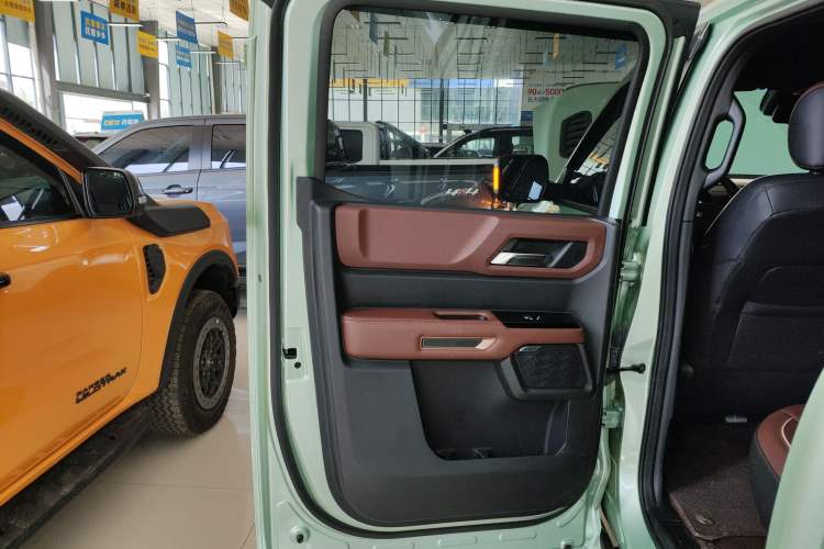 Used JMC DaDao 2023 Fly-Jiang 2.3T Diesel Automatic 4x4 Extreme Edition
