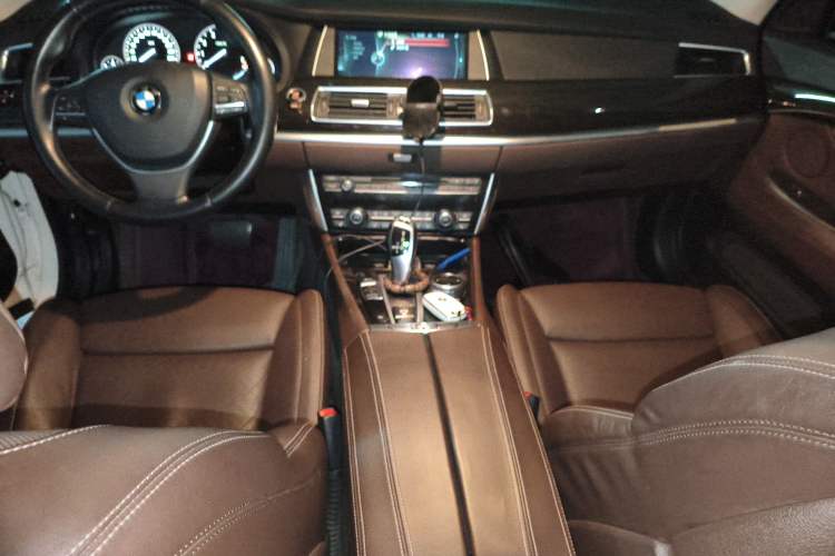 Used BMW 5 Series GT 2014 528i Luxury Edition