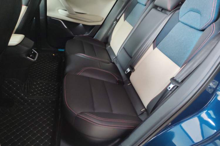 Used Lynk & Co 06 2020 1.5T YAO Halo Left Rear Seat