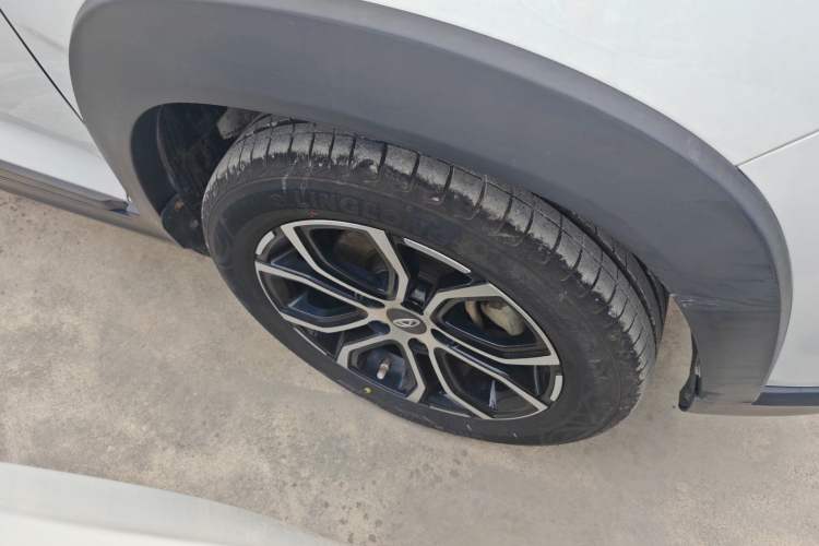 Used Chery Tiggo 3X 2018 1.5L Automatic Elite Edition Right Front Wheel Hub