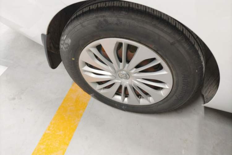 Used Buick Excelle 2020 15N Manual Elite Version Exterior 8