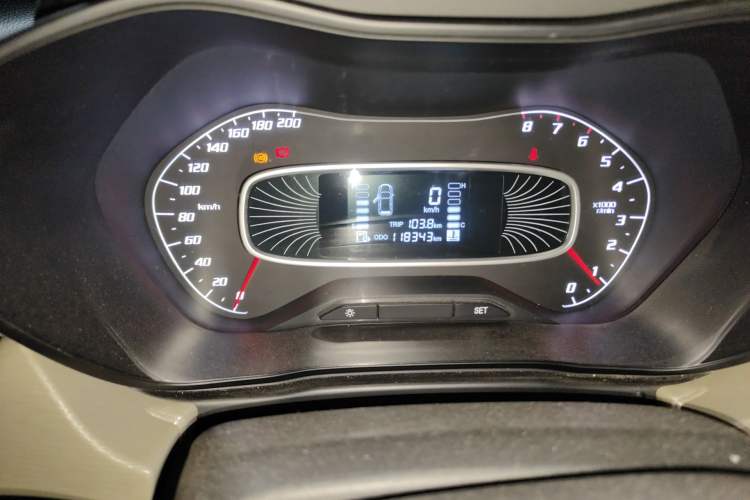 Used Baojun 510 2017 1.5L manual Comfort trim