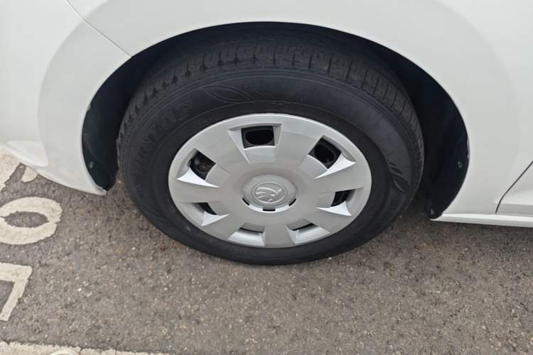 Used Skoda Rapid 2016 1.6L Manual Front-Wheel-Drive Version
