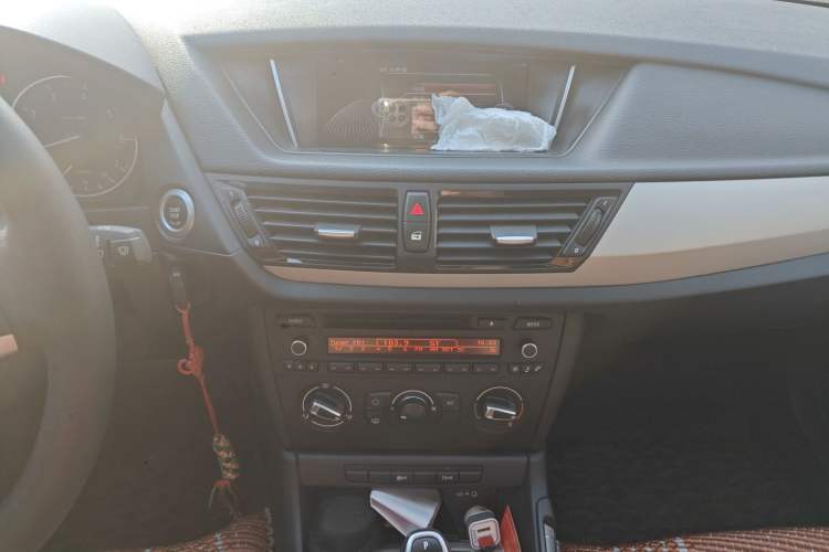 Used BMW X1 2014 sDrive18i Fashion Model
