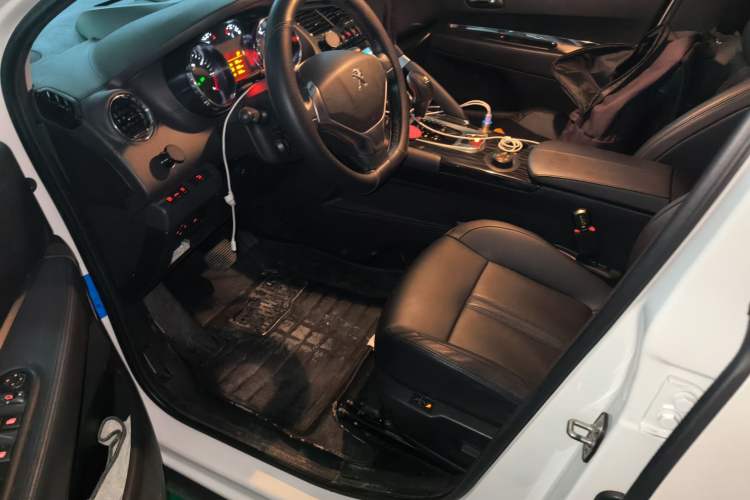 Used Peugeot 3008 2015 1.6THP Automatic Prestige Edition
