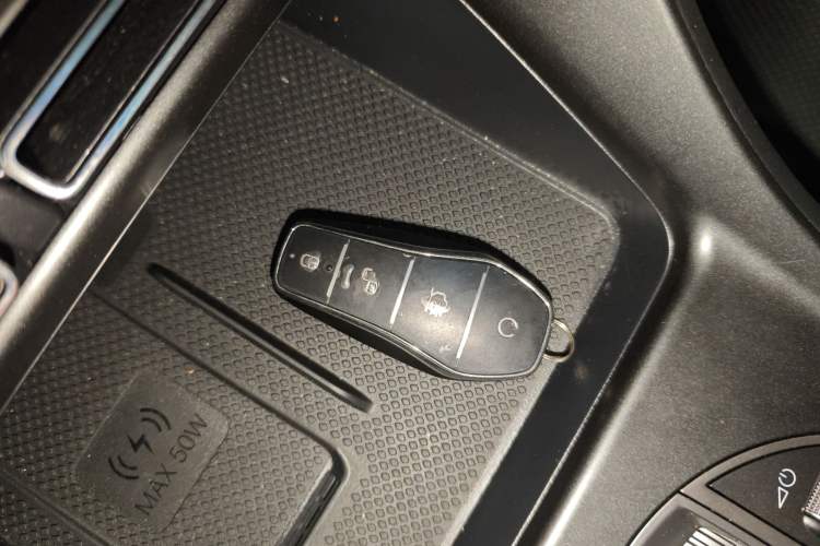 Used BYD Sealion 05 DM-i 2025 DM-i Smart Drive 115KM Flagship Model Vehicle Key