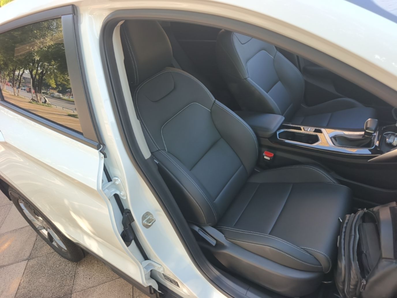 Geely Auto Coolray 2025 Model 1.5L CVT Superpower Edition MAX — снимка 19