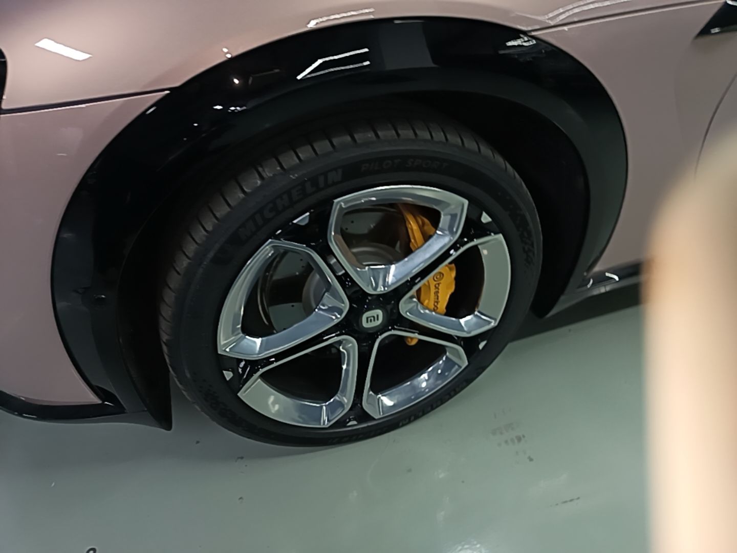 Xiaomi Auto YU7 2025 Ultra-Long Range High-Performance All-Wheel-Drive Max Edition — снимка 10