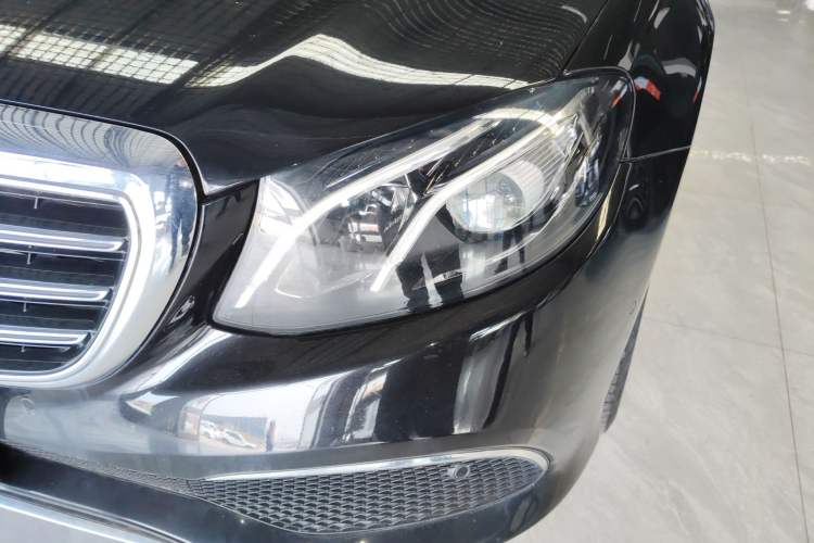 Used Mercedes-Benz E-Class 2016 E 300 L Luxury Model
