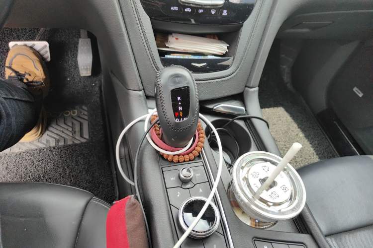 Used Cadillac XT6 2020 28T Seven-Seater Four-Wheel-Drive Leading Version
