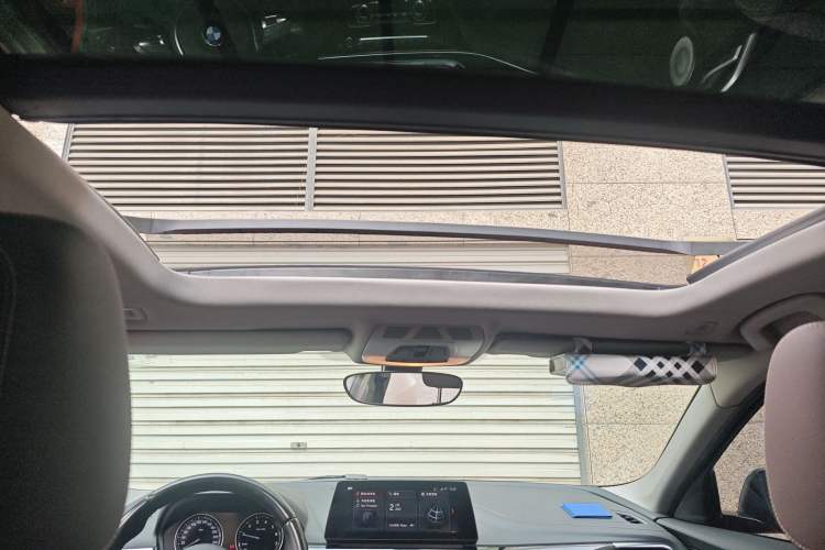 Used BMW 1 Series 2021 120i M Sport Night Edition Headliner