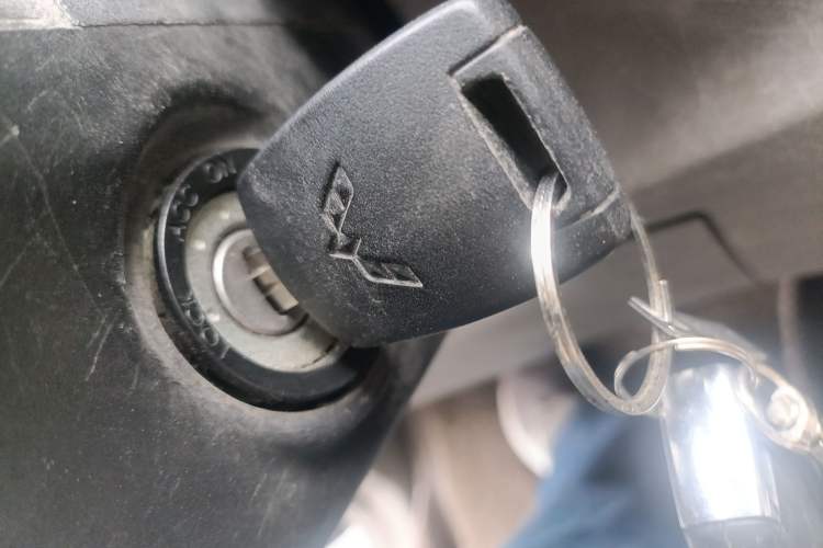 Used Wuling Rongguang V 2016 1.5L Practical Version