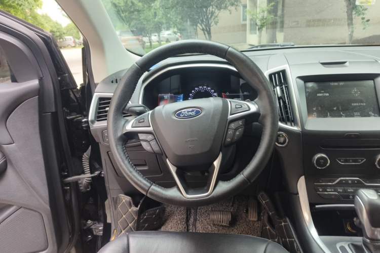 Used Ford Edge 2018 EcoBoost 245 Two-Wheel-Drive Titanium 7-Seater China V Standard