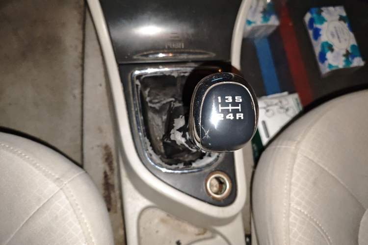 Used Dongfeng Aeolus S30 2013 1.6L Manual Zunya Model