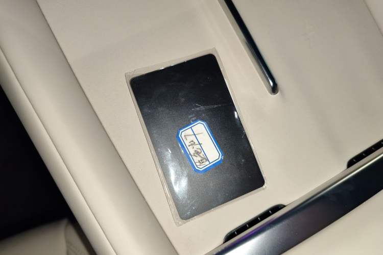 Used Xiaomi Auto YU7 2025 Ultra-Long Range High-Performance All-Wheel-Drive Max Edition