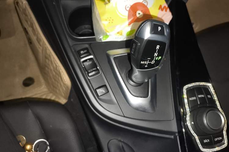 Used BMW 3 Series 2017 320Li Fashion Model
