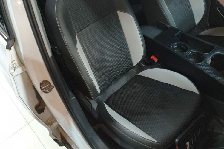 Used Volkswagen Tacqua 2020 1.5L Automatic Yue Right Front Seat