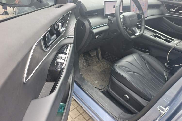 Used Chery Fengyun T9 2024 120 Long-Range Flagship Version 7 Seats Ternary Lithium Driver Seat