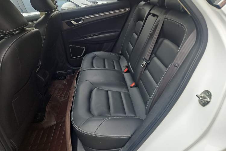 Used Geely Auto Emgrand GS 2017 Elegant Edition 1.3T Automatic Smart Connectivity Model