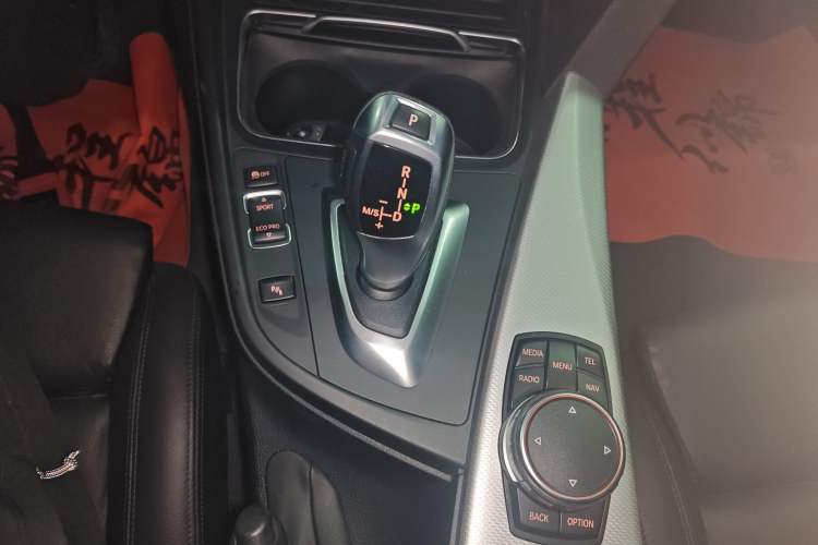 Used BMW 4 Series 2014 420i Convertible Sports Design Package